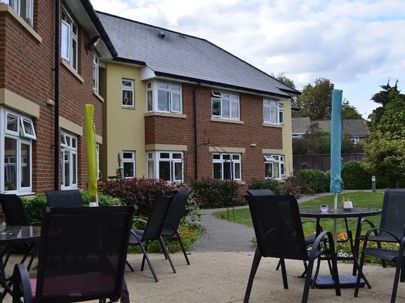 Radis Community Care (Park Gardens) - Assisted Living in Banbury, England photo 2