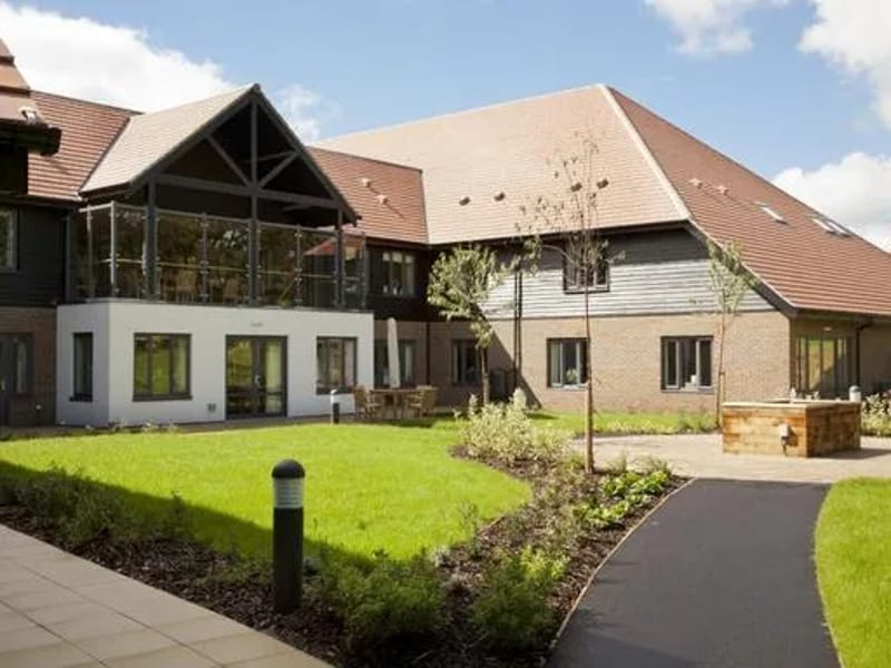 Hurstwood View - Assisted Living in Uckfield, England photo 2