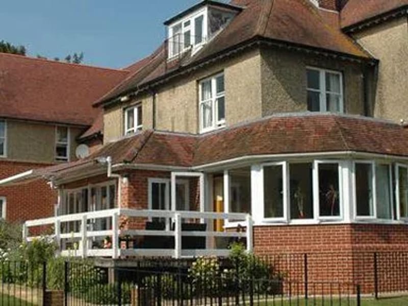Brendoncare Meadway - Assisted Living in Winchester, England photo 1
