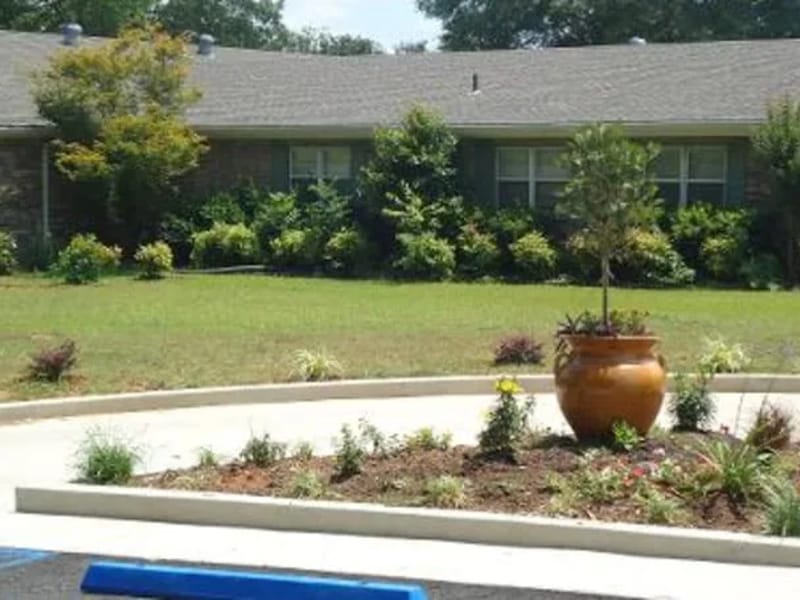 Sunset Manor — Nursing Home, Guin, AL · photo 2