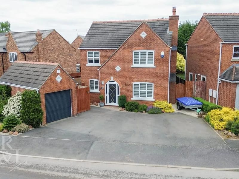 Gresley House Residential Home - Assisted Living in Swadlincote, England photo 3