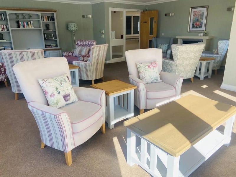 Barton Lodge - Nursing Home in Luton, England photo 1