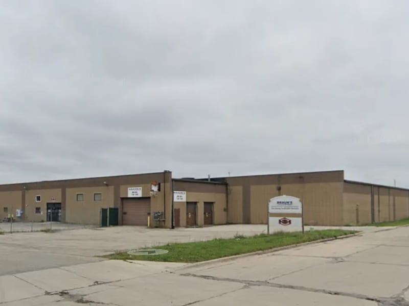 76Th Street Home - Assisted Living in Milwaukee, WI photo 2