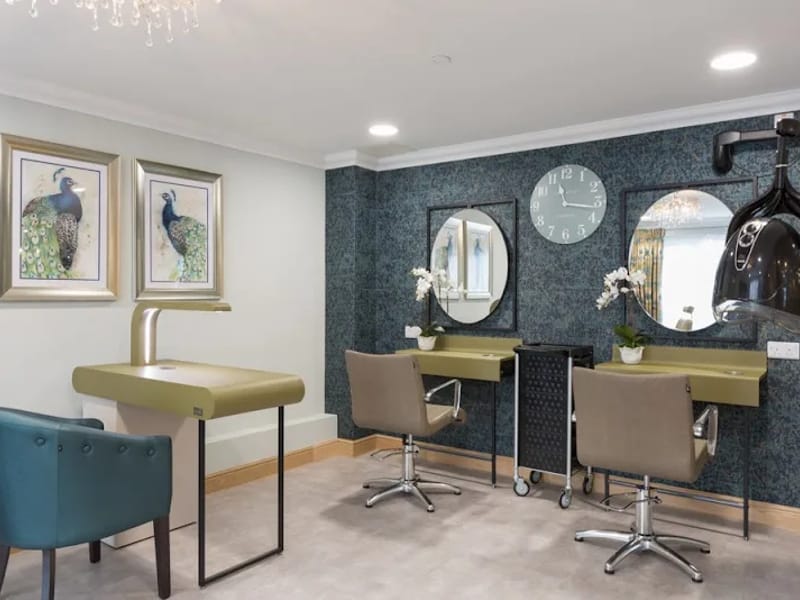 Ayton House - Assisted Living in Littlehampton, England photo 8