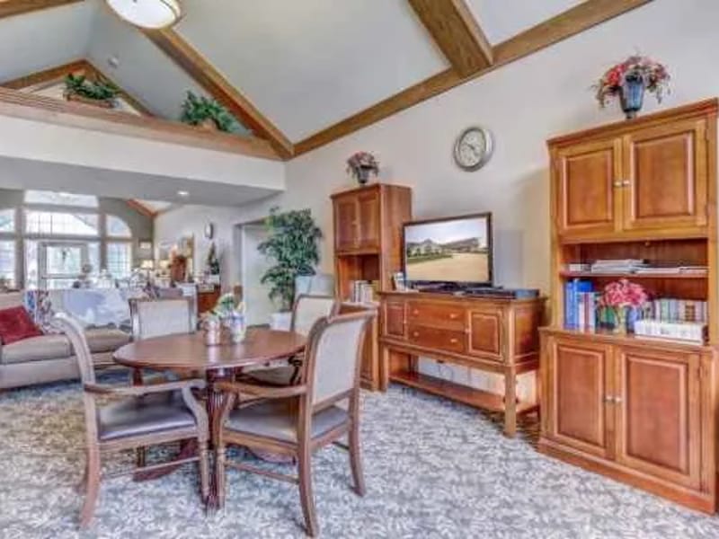 Brookstone Estates Of Charleston - Assisted Living in Charleston, IL photo 2