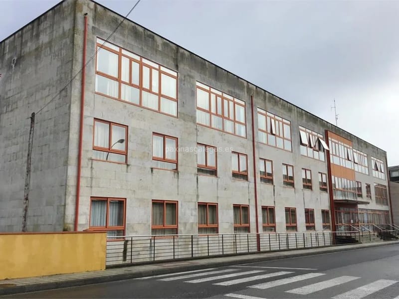 Apartamentos Tutelados Valadouro - Hogar de Ancianos in Santiago De Compostela, Galicia photo 3