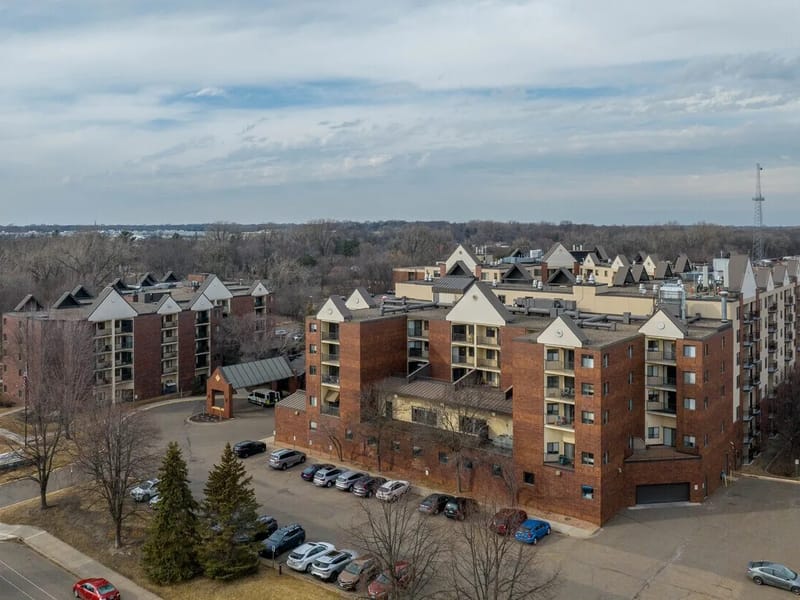Covenant Living Of Gv Asst Lvg - Assisted Living in Robbinsdale, MN photo 2