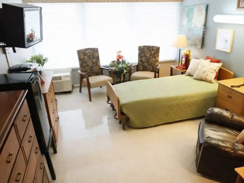 Tupelo Community Care Center - Nursing Home in Tupelo, MS photo 1