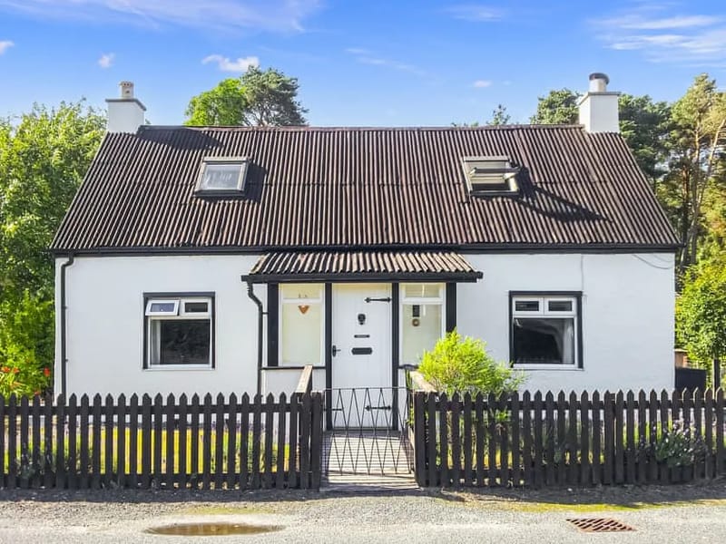 Broom Cottage - Assisted Living in Alfreton, England photo 2