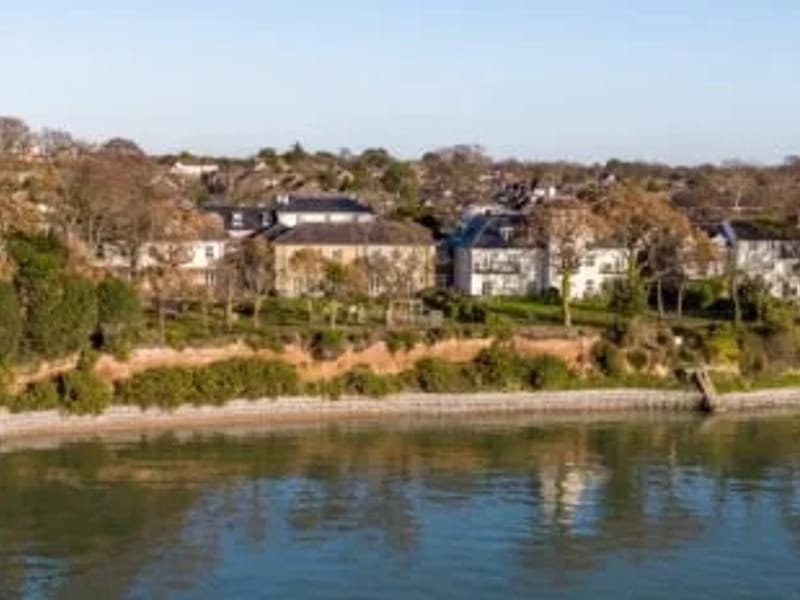 Heywood Sumner House - Assisted Living in Fordingbridge, England photo 1