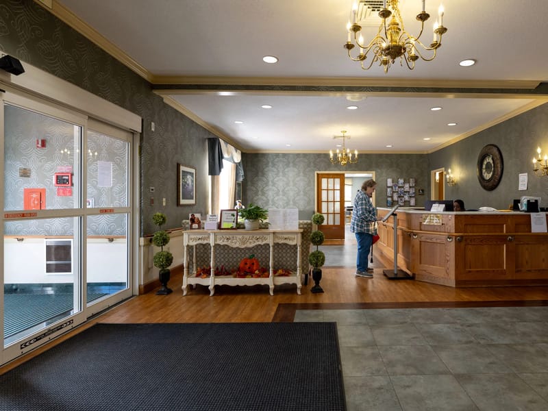 Autumn Lake Healthcare at West Hartford - Assisted Living in West Hartford, CT photo 3