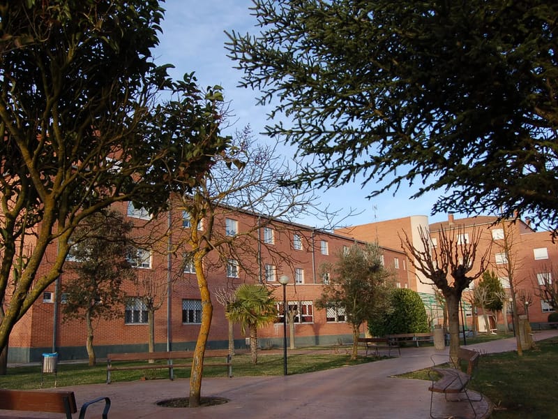 Residencia Geriatrica Parque Botanico Virgen De Loreto - Hogar de Ancianos in Huesca, Aragón photo 1