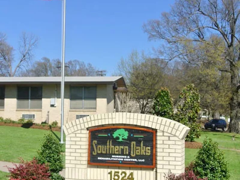 Southern Oaks Nursing & Rehabilitation Center - Nursing Home in Shreveport, LA photo 2