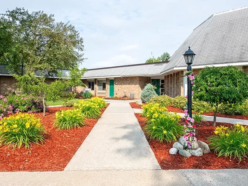 Optalis Health and Rehabilitation of Dearborn Heig - Nursing Home in Dearborn Heights, MI photo 3