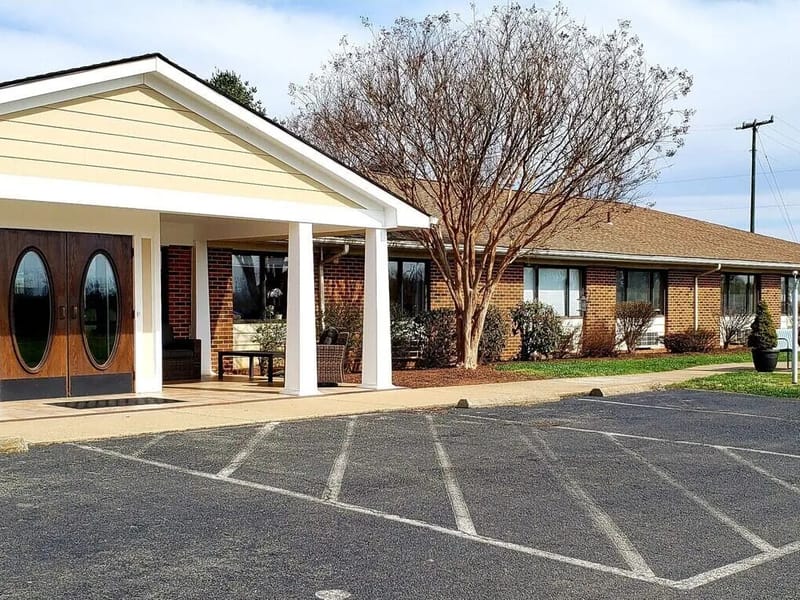 Blue Ridge Christian Home - Assisted Living in Raphine, VA photo 2