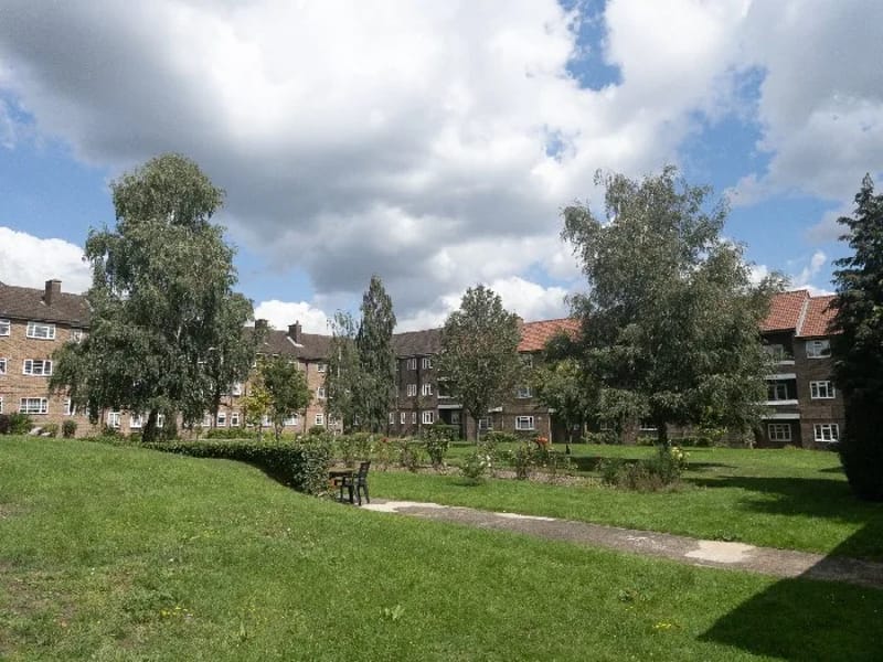 Deansfield Court - Assisted Living in Malton, England photo 3