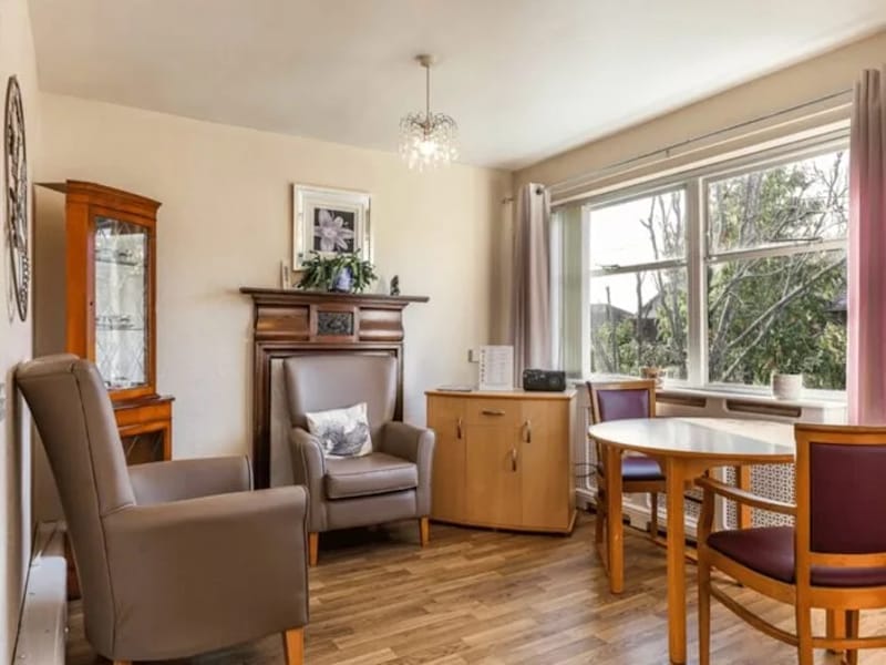 The Hawthorns Care Home - Nursing Home in Norwich, England photo 2