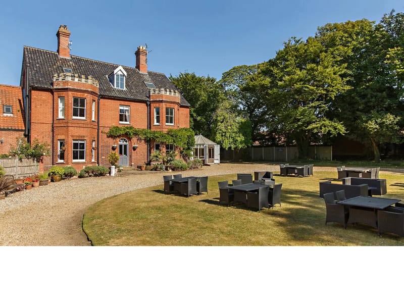 Blakeney House - Assisted Living in Westcliff On Sea, England photo 2