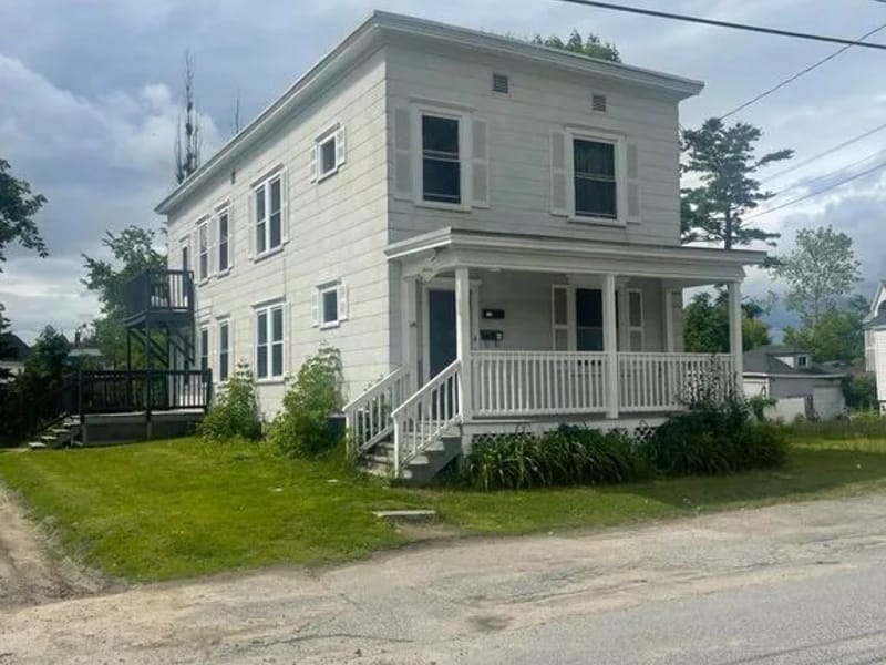 35 Orange St - Assisted Living in Lewiston, ME photo 1