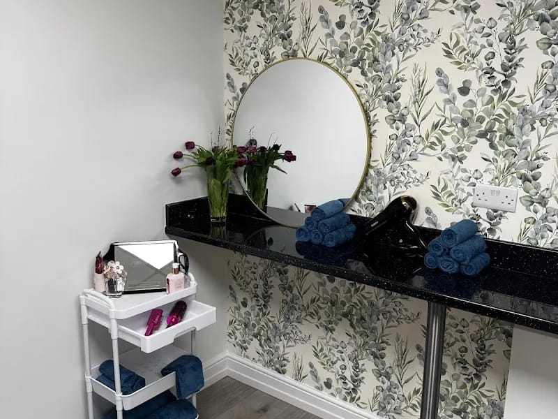 Acacia Bank Care Home - Nursing Home in Bradford, England photo 8