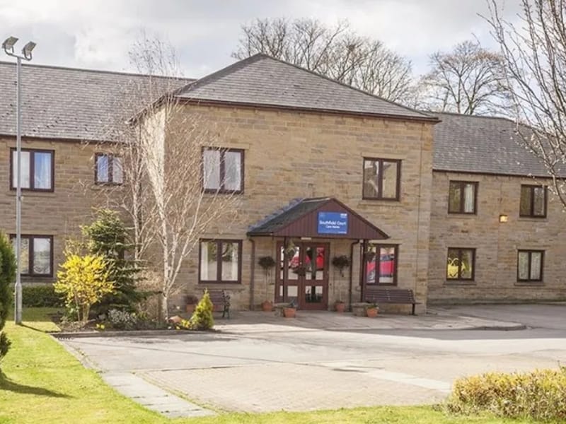 Southfield Court Care Home - Nursing Home in Huddersfield, England photo 2