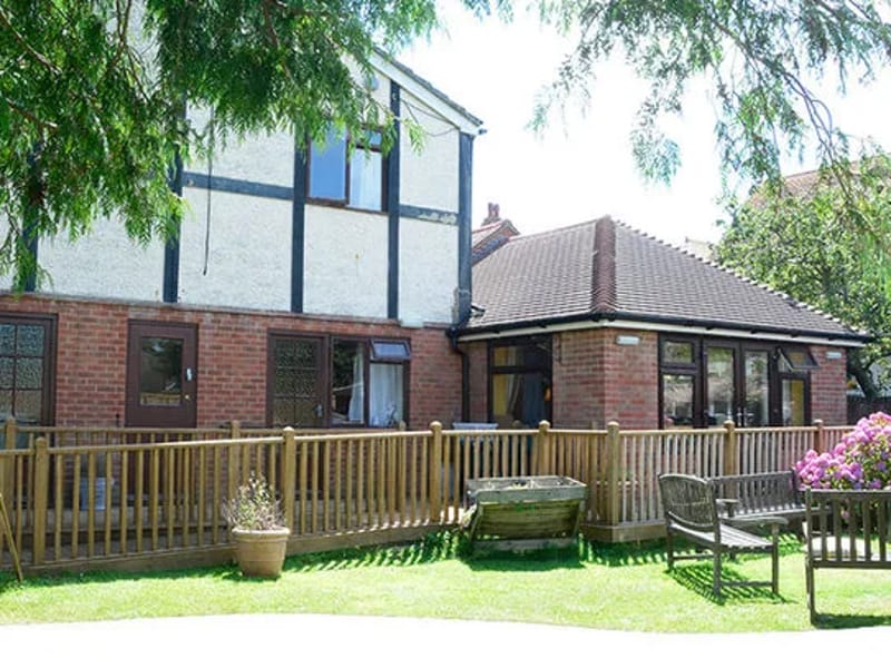 Lavender Lodge - Assisted Living in Worthing, England photo 3