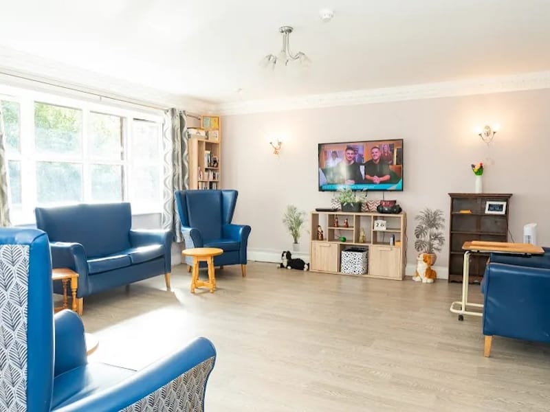 Willow Green Care Home in Darlington, England photo 6