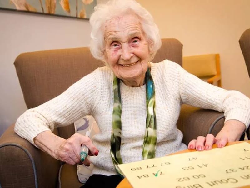 Crofton Court - Assisted Living in Blyth, England photo 2