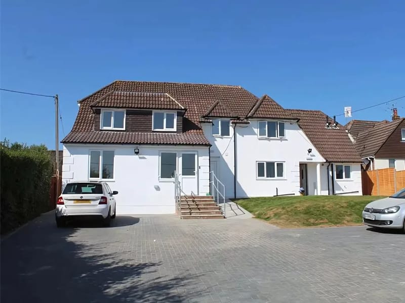 Linnet House - Assisted Living in Basingstoke, England photo 2