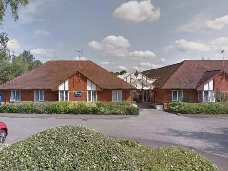 Homefield House Nursing Home - Nursing Home in Basingstoke, England photo 2