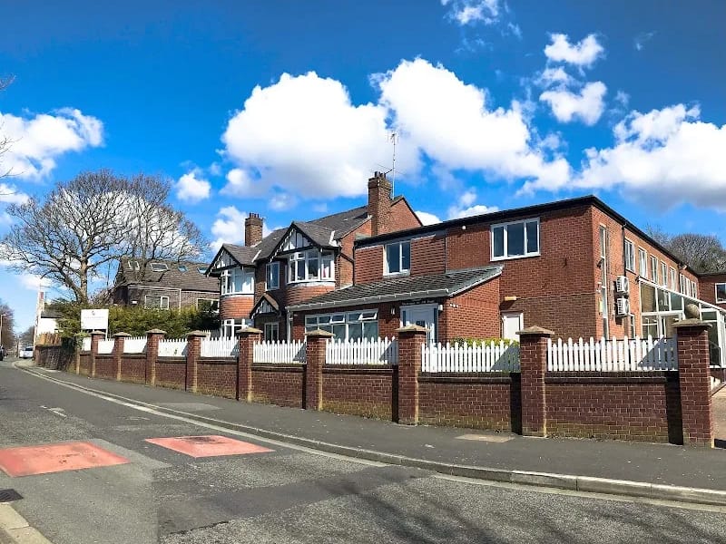 Alt Park Nursing Home - Nursing Home in Liverpool, England photo 2
