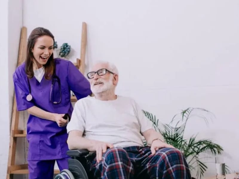 Ethica Care West Sussex - Nursing Home in Littlehampton, England photo 2