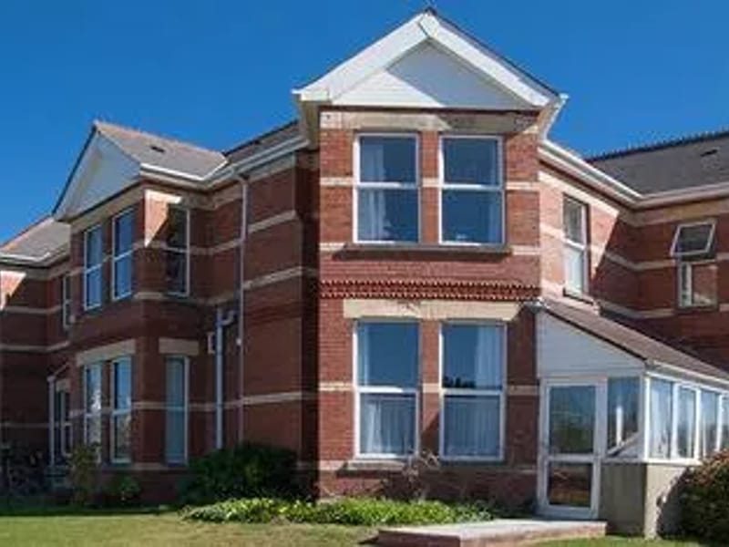 Halsdown Nursing Home - Nursing Home in Exmouth, England photo 2