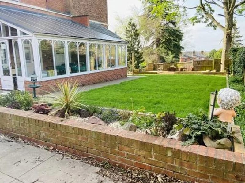 South Hayes Care Home in Worcester, England photo 2