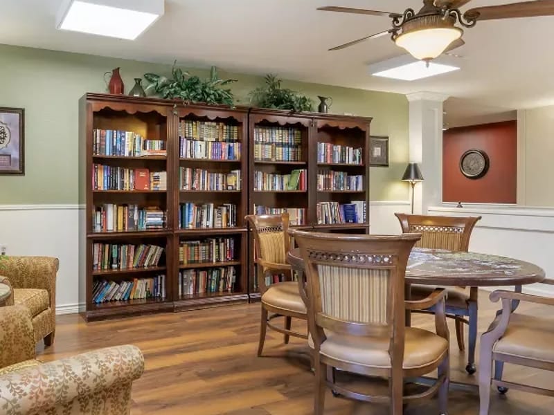 Brookdale Hollywood Park - Assisted Living in Hollywood Park, TX photo 2