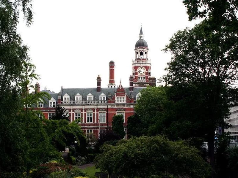 Croydon Borough in Croydon, England photo 2