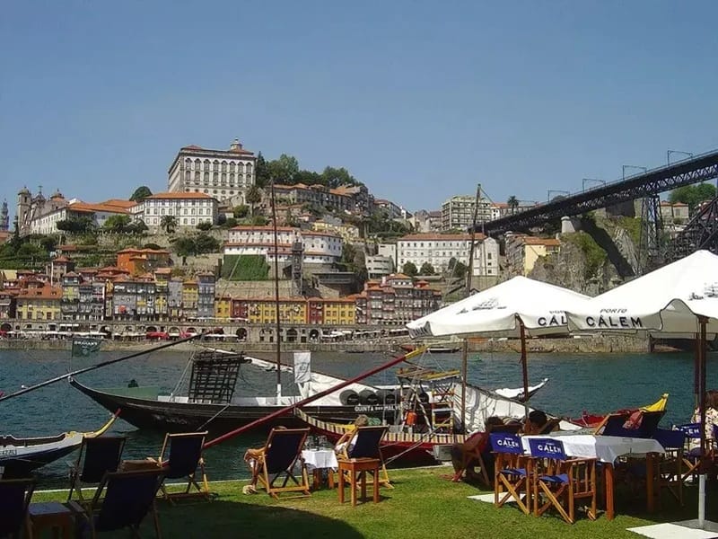 Tavares Bastos - Residencial para Idosos in Vila Nova De Gaia, Porto photo 2
