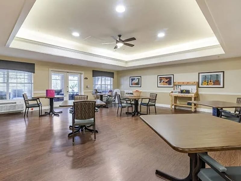 Brookdale Crown Point — Assisted Living, Jacksonville, FL · photo 2