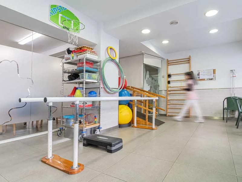 Llar-residència per a gent gran Parc del Segre - Hogar de Ancianos in Lleida, Cataluña photo 3