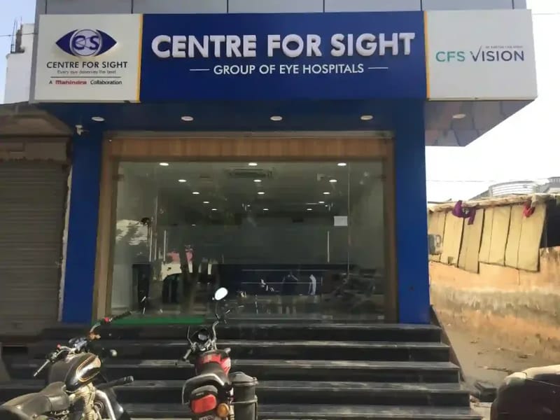 Narayan's Eye Hospital - अस्पताल in Palwal, Haryana photo 1