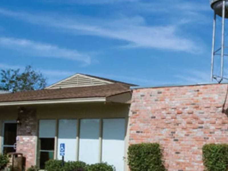 Chateau St. James Rehab and Retirement — Nursing Home, Lutcher, LA · photo 1