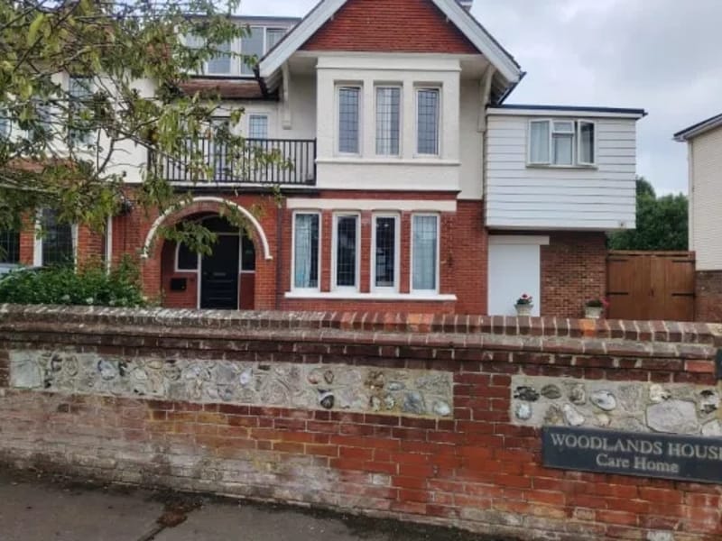 Woodlands House - Nursing Home in Littlehampton, England photo 3