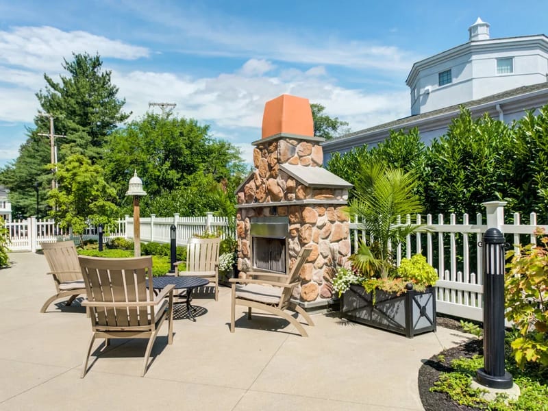 Arbor Terrace Morris Plains - Assisted Living in Parsippany, NJ photo 1