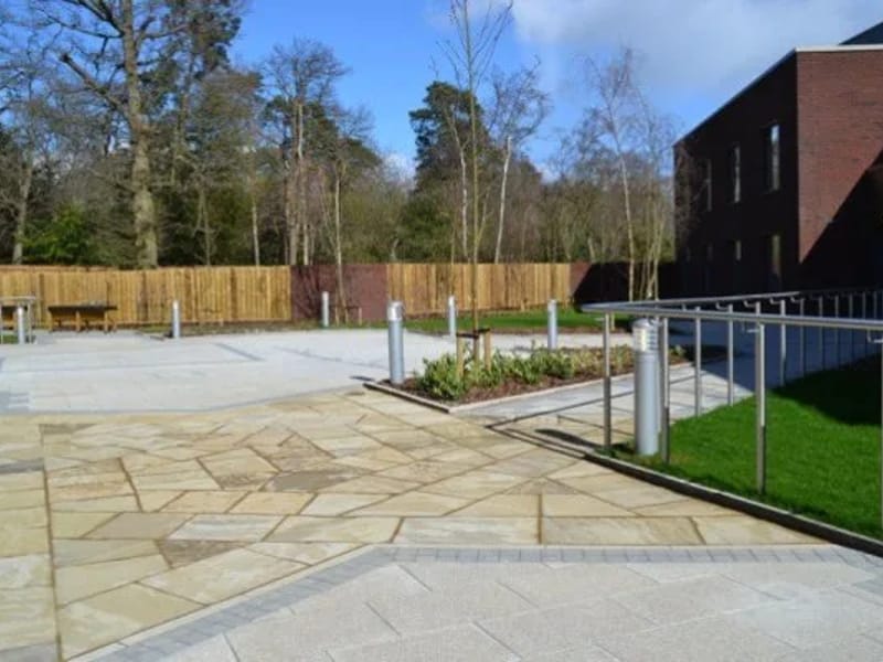 Anita Dorfman House - Assisted Living in Stanmore, England photo 2