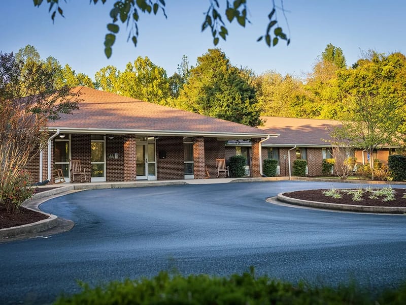 Ahc Waverly - Nursing Home in Waverly, TN photo 1