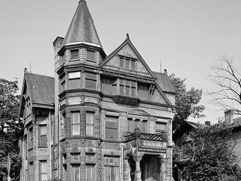 Albertine House 2 - Assisted Living in Milwaukee, WI photo 3
