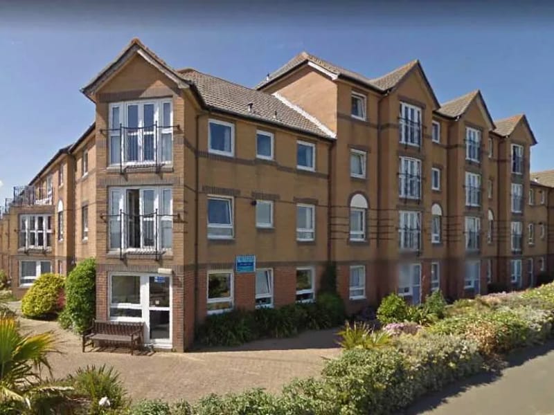 Cliff Court Care Home - Nursing Home in Peacehaven, England photo 2