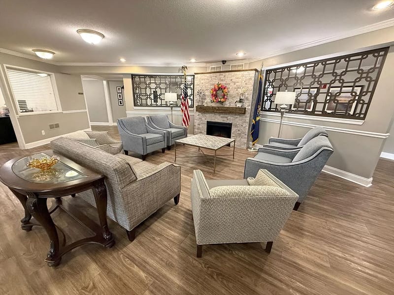 American House Lakeside Ii - Assisted Living in Clinton Township, MI photo 2
