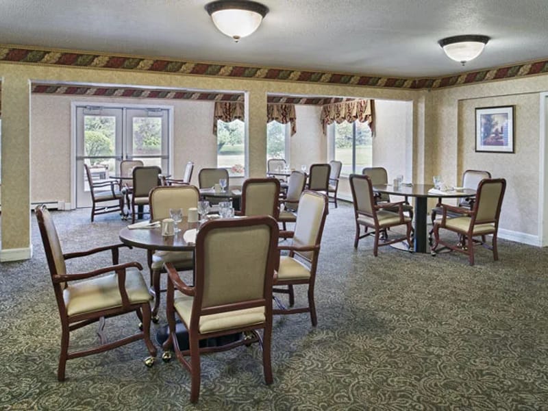 American House Lakeside Ii - Assisted Living in Clinton Township, MI photo 3