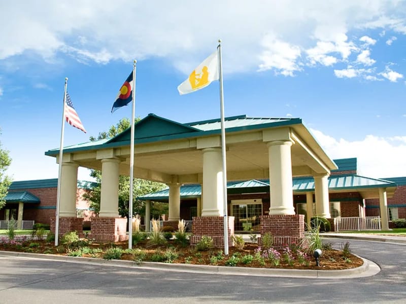 Life Care Center of Littleton - Nursing Home in Littleton, CO photo 3